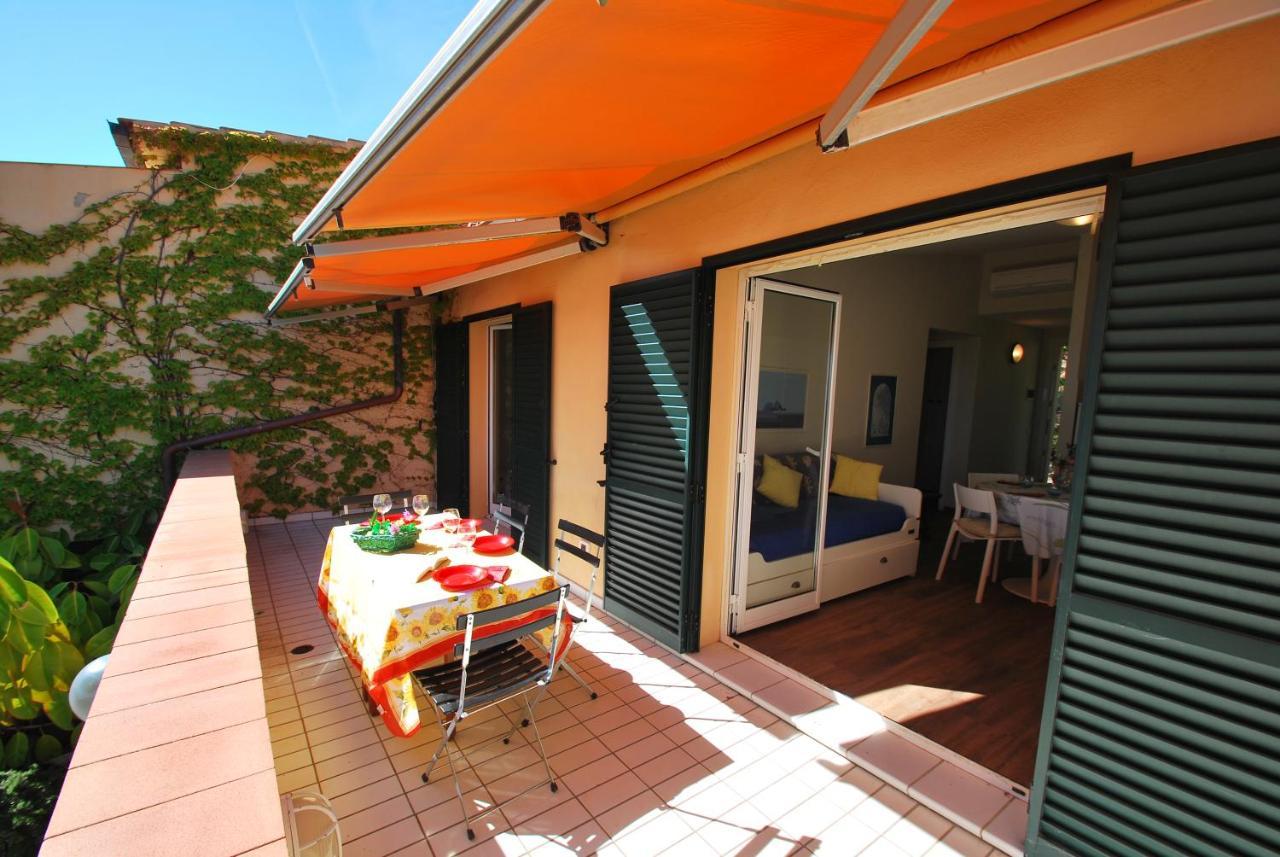 Grotta Azzurra Apartment - Cavoli - Terrazza Vista Mare, Clima E Parcheggio San Piero in Campo  Eksteriør billede